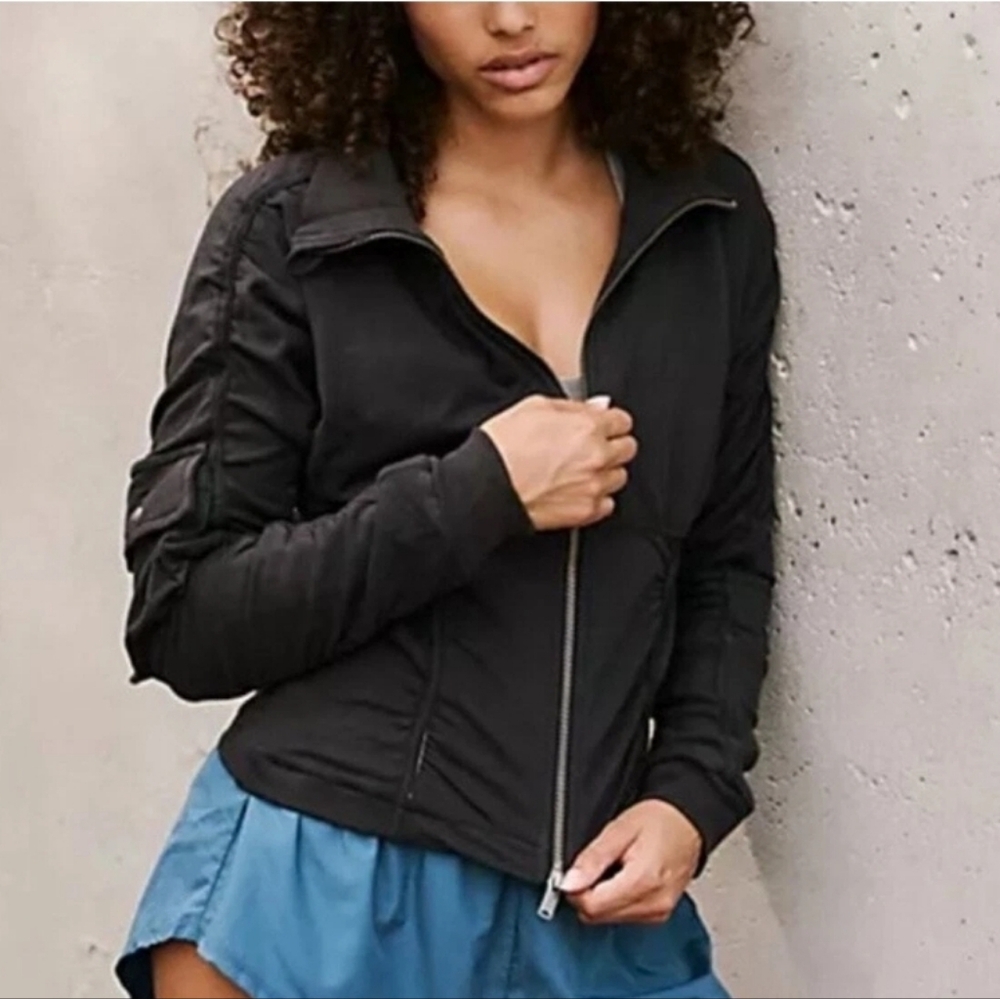 Free People Movement Foundation Ruched Jacket Slim Fit Double Zip Size Large NWT